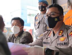 Polres Lobar Amankan Delapan Orang Pelaku Penusukan di Jalan BIL II