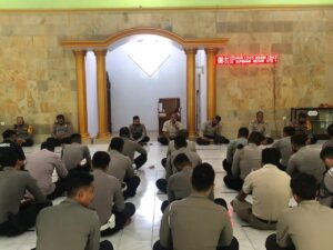 Gelar Binroh, Polres Sumbawa Juga Laksanakan Doa Bersama Untuk Pemilu Yang Kondusif