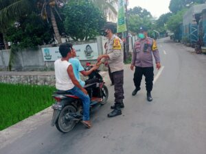 Polsek Labuapi Perketat Penerapan Protokol Kesehatan Covid-19 di Pintu Masuk Kawasan Wisata
