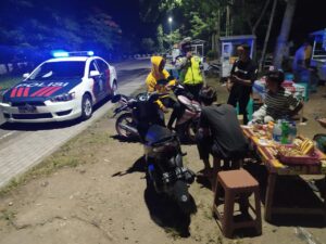 Menyasar Tempat yang Berpotensi Menimbulkan Kerumunan, Sat Lantas Polres Lobar Susuri Jalan By Pass BIL
