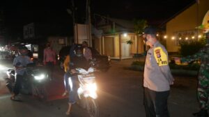 Polres Lobar Sukses Amankan Malam Pergantian Tahun di Senggigi, Kedepankan Upaya Pencegahan Penyebaran Covid-19