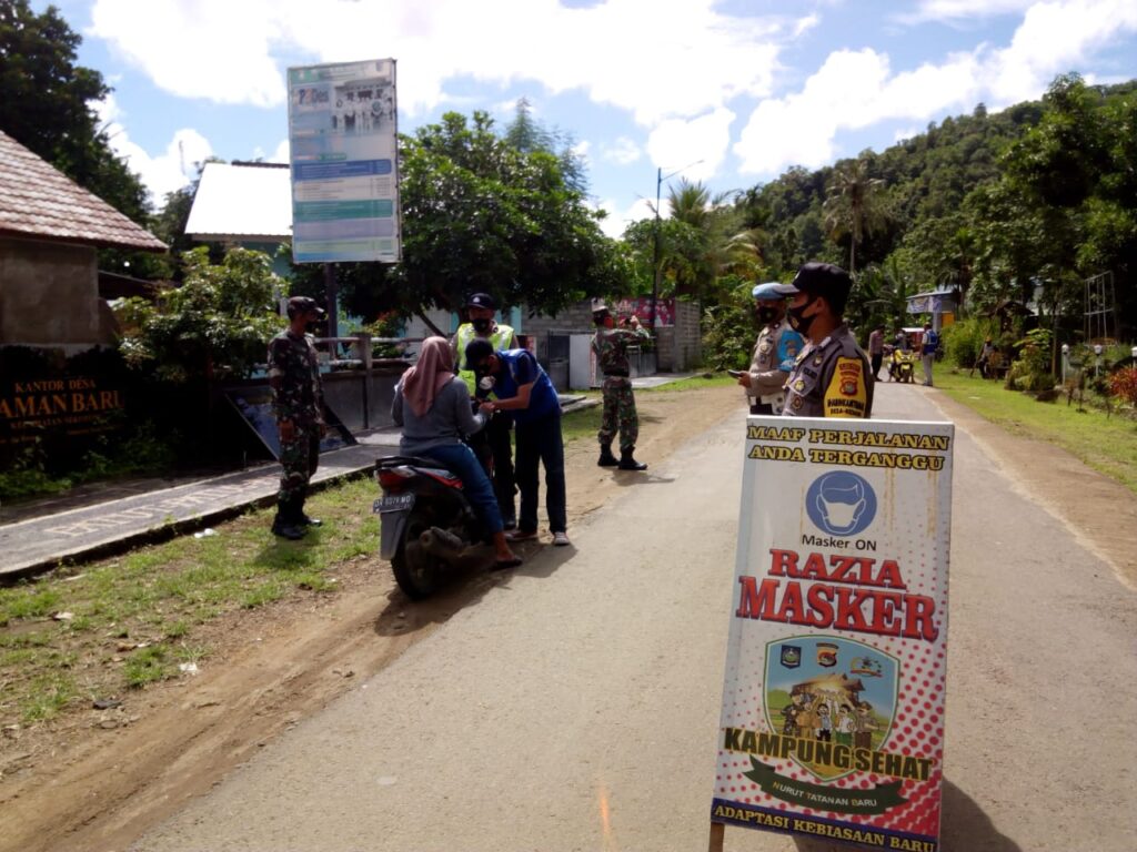 10 Pengendara Sepeda Motor Terjaring Razia Prokes Polsek Sekotong