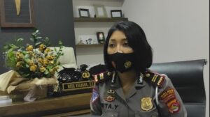 Polisi Pasang Pembatas di Jalan Senggigi View, Akibat Tanah Fondasi Jalan Amblas