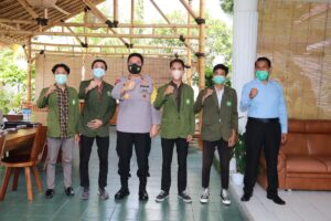 Kapolda NTB Irjen Pol. Mohammad Iqbal S.I.K., M.H. menerima audiensi dari BEM Universitas Al-Azhar Mataram bertempat di kediaman Kapolda NTB.