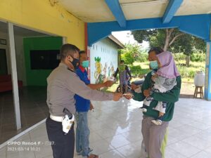 Libur Akhir Pekan, Polres Sumbawa Gelar Patroli Prokes Di Kawasan Wisata Sukseskan Kampung Sehat