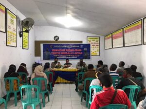 Satlantas Polres Sumbawa Sosialisasikan Kampung Sehat Tertib Lalu Lintas Di Desa Nijang
