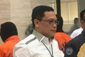 Direktur Utama (Dirut) PT Bosowa Corporindo SA Ditetapkan Sebagai Tersangka Atas Kasus dugaan Tindak Pidana Sektor Jasa Keuangan.