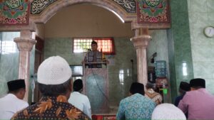 Melalui Dai Kamtibmas, Cara Polres Lobar Sampaikan Pesan Kamtibmas Pencegahan Penyebaran Covid-19