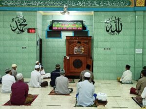Kapolsub Sektor Kota Sumbawa Terus Melakukan Sosialisasi Kampung Sehat Melalui Jumat Keliling