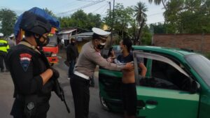 Antisipasi Tindak Kejahatan 3C, Polres Sumbawa Gelar Razia Gabungan