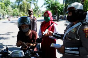 Hari Ke-7 Operasi Keselamatan Rinjani 2021, Polres Sumbawa Konsisten Berikan Teguran & Edukasi