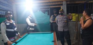 Antisipasi Gangguan Kamtibmas, Polsek Buer Gelar  Blue Light Patrol