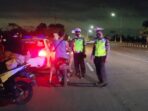 Satuan Lalulintas Polres Lobar Back Up Pengamananan Lebaran Topat, Melalui Kegiatan Patroli