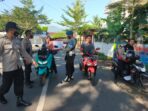 Tindak Secara Humanis, Polsek Kuripan Beri Edukasi Protokol Kesehatan Kepada Pelanggar Prokes