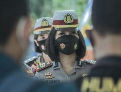 Aksi Polwan Cantik, AKP Rita Kawal Pendistribusian Oksigen 