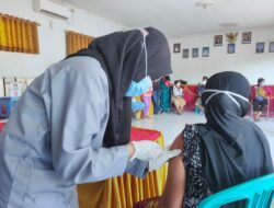 Animo Vaksinasi Masyarakat Masih Tinggi, Gerai Vaksinasi Massal di Kuripan Diserbu Warga