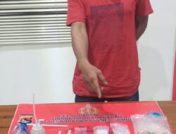 Kerap Dijadikan Tempat Transaksi Narkoba, Polisi Grebek Wiski di Kediamannya