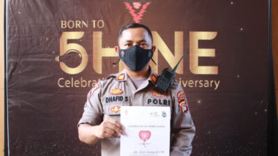 Polres Lobar Turut Berpatisipasi Donor Darah HUT 75 Tahun Jelasenastri TNI AL di Hotel Aruna Beach Senggigi