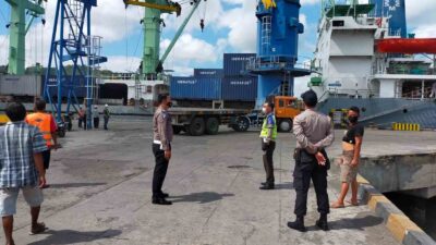 Sebanyak 47 Ton Liquid Oxygen Tiba di Pelabuhan Lembar