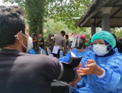 Animo Masyarakat Tinggi, TNI-Polri, dan Pemda Optimis Hasil Vaksinasi Hari ini di Lombok Barat