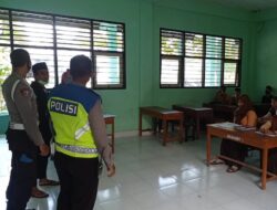 Sasar Sekolah, Operasi Patuh Rinjani Polres Lobar Beri Pemahaman Displin Berlalulintas dan Penerapan Prokes