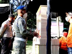 Lombok Barat Tengah Berjibaku Tangani Bencana, Polisi Bubarkan Live Musik di Senggigi