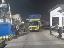 Cegah Premanisme, Polsek Kawasan Pelabuhan Lembar Patroli di Atas Kapal