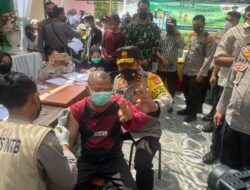 Kapolda NTB dan Kapolresta Mataram Turun Pantau Sejuta Vaksinasi Serentak