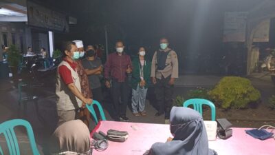 Sebanyak 181 Orang Dapat Layanan Vaksin Malam Hari di Gerung