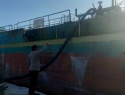 Polsek Kawasan Pelabuhan Lembar Cek ketersediaan dan pendistribusian Minyak Curah