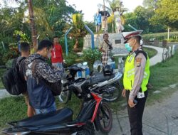 Strong Point Sat Lantas Polres Lobar, Berikan Tindakan Teguran Kepada Pelanggar