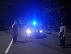 Cipta Kondisi, Polsek Gerung Gelar Patroli Blue Light