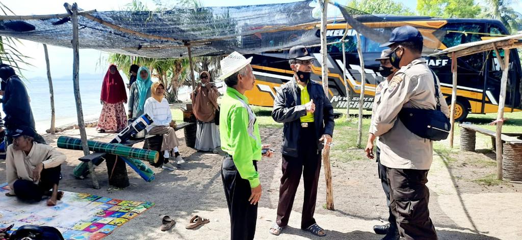 Libur Akhir Pekan, Polsek Sekotong Lakukan Pemantauan Wilayah di Tempat Wisata