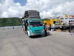 KRYD Polsek Kawasan Pelabuhan Lembar, Lakukan Pemeriksaan Bongkaran KM. Kirana VII