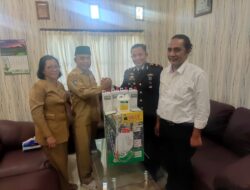 Dukung Penanganan PMK, Dinas Pertanian Lobar Serahkan Disinfektan ke Satgas Operasi Aman Nusa II