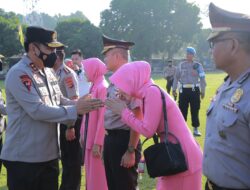 Ratusan Polisi dan PNS Polri Naik Pangkat di Polda NTB,Ini Pesan Kapolda