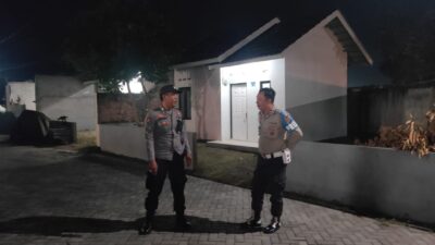 Polsek Lembar Tingkatkan Kegiatan Patroli Malam, Antsipasi Gangguan Kamtibmas Pada Jam Rawan