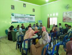 Bhabinkamtibmas Dampingi Perangkat Desa, Gelar Musda di Desa Sermong Taliwang