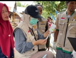 Satgas Ops Aman Nusa II PMK Vaksin Puluhan Ternak Di Banyumulek
