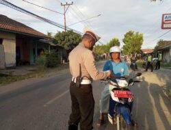 Lakukan Razia Kendaraan,Sat Lantas Polres Sumbawa Barat Sasar Kendaraan Tidak Taat Aturan