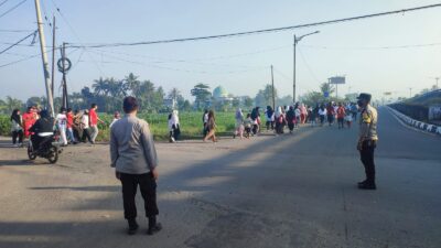Kemeriahan Jalan sehat Memperingati HUT RI ke-77 Tahun 2022 di Kediri