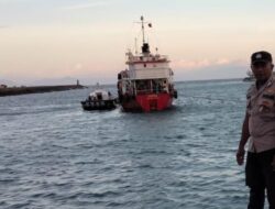 Polairud Polda NTB Amankan Kapal Yang Di Duga Timbun 544 Ribu Liter BBM Di Labuhan Haji Lombok Timur