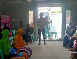 Antisipasi Kerawanan,Bhabinkamtibmas Kecamatan Tarano Dampingi Penyaluran BLT-BBM