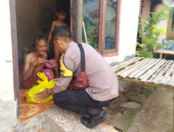 Program Polsek Lembar Peduli, Salurkan Bantuan Paket Sembako