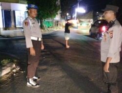 Polsek Lembar Turunkan Personel, Lakukan Patroli Blue Light Malam Hingga Dini Hari