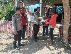 Polsek Lape Kembali Berikan Sembako Warga Kurang Mampu di Dusun Bahagia