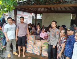 Polres Loteng Bantu Evakuasi 35 KK, Antisipasi Banjir Susulan Di Kota Praya