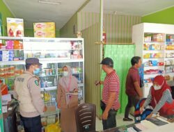 Polres Lombok Utara Dampingi Dikes KLU Cek Peredaran Obat Sirup di Apotek