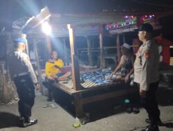 Rangkaian Kegiatan Patroli Blue Light Personil Polsek Labuapi Lakukan Pemantauan Wilayah