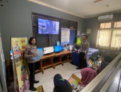 Sat Lantas Polres Sumbawa Barat Berikan Layanan Bimbel Gratis Pemohon SIM